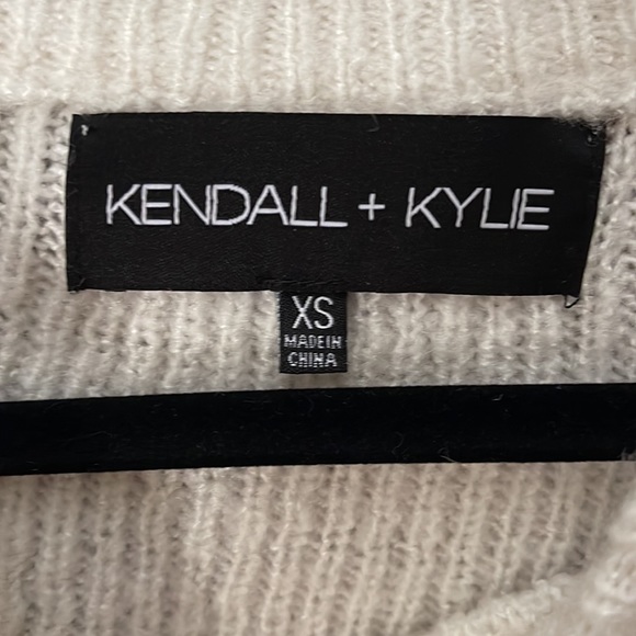 Kendall + Kylie Sweater Women's Xsmall - Picture 2 of 3